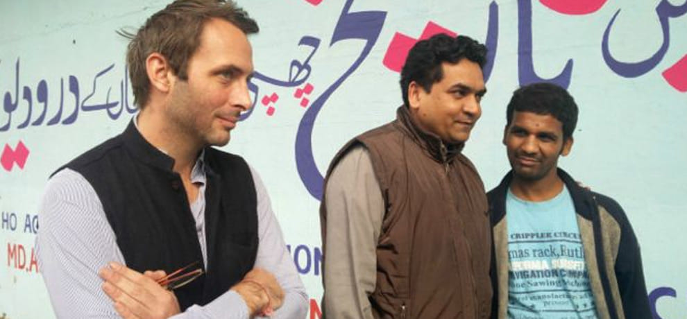 aap mla kapil mishra said he would ask people to write urdu on wall   