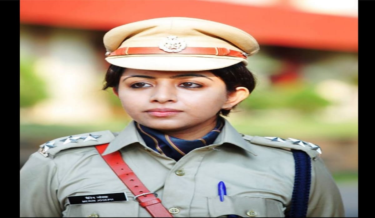 Kerala woman cop slams media on facebook over article listing beautiful IPS officers