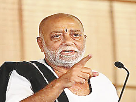 Morari Bapu told Mandakini featuring sacred