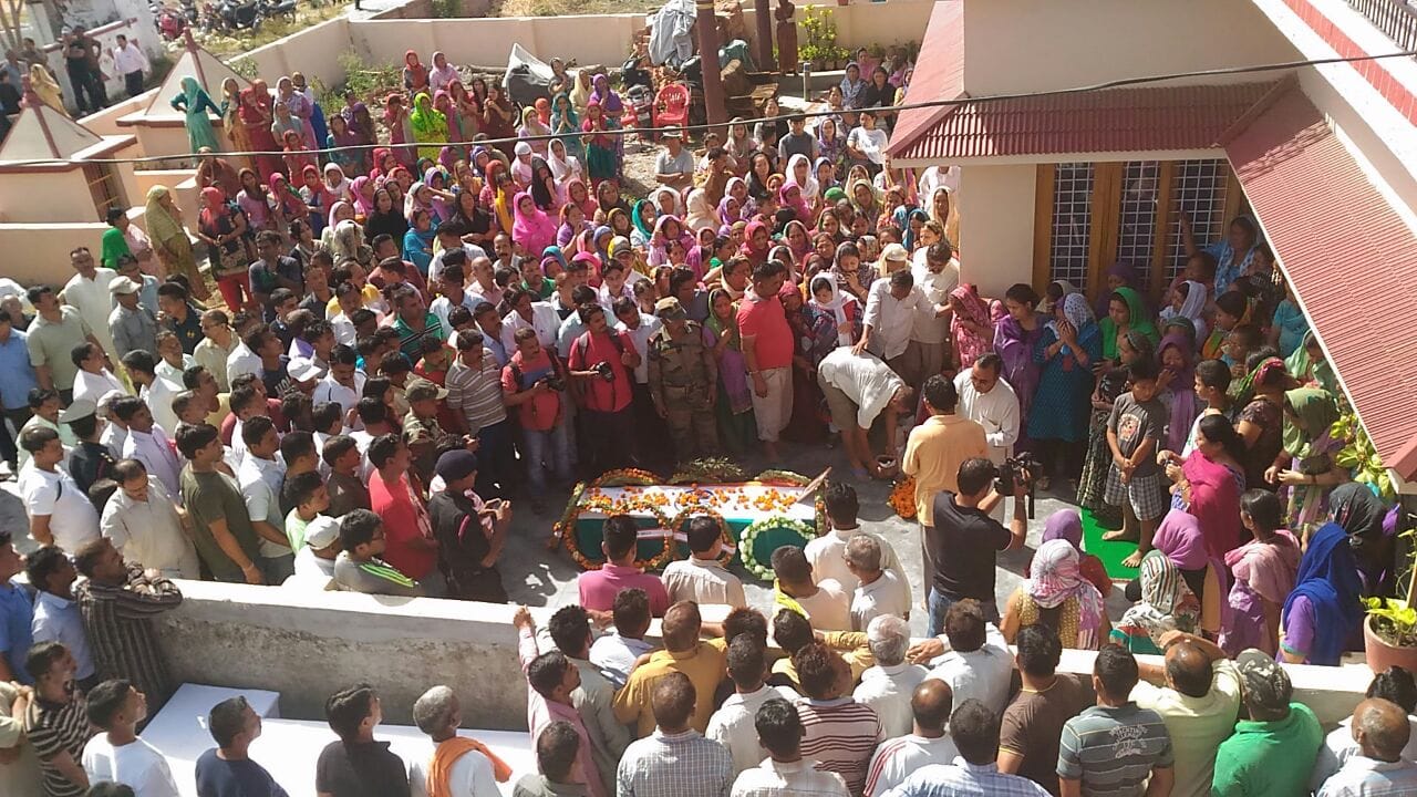 shaheed mahesh gurung last farewell.