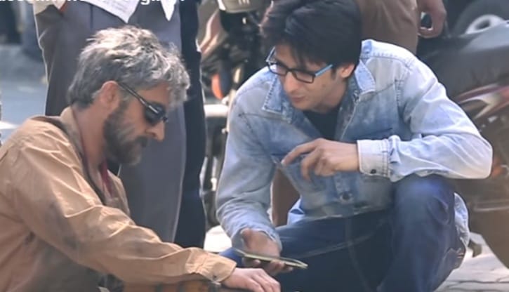 sonu met with the boy who gave him 12 rupees