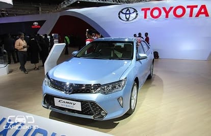 Toyota Camry Hybrid's Price Slashed In Delhi