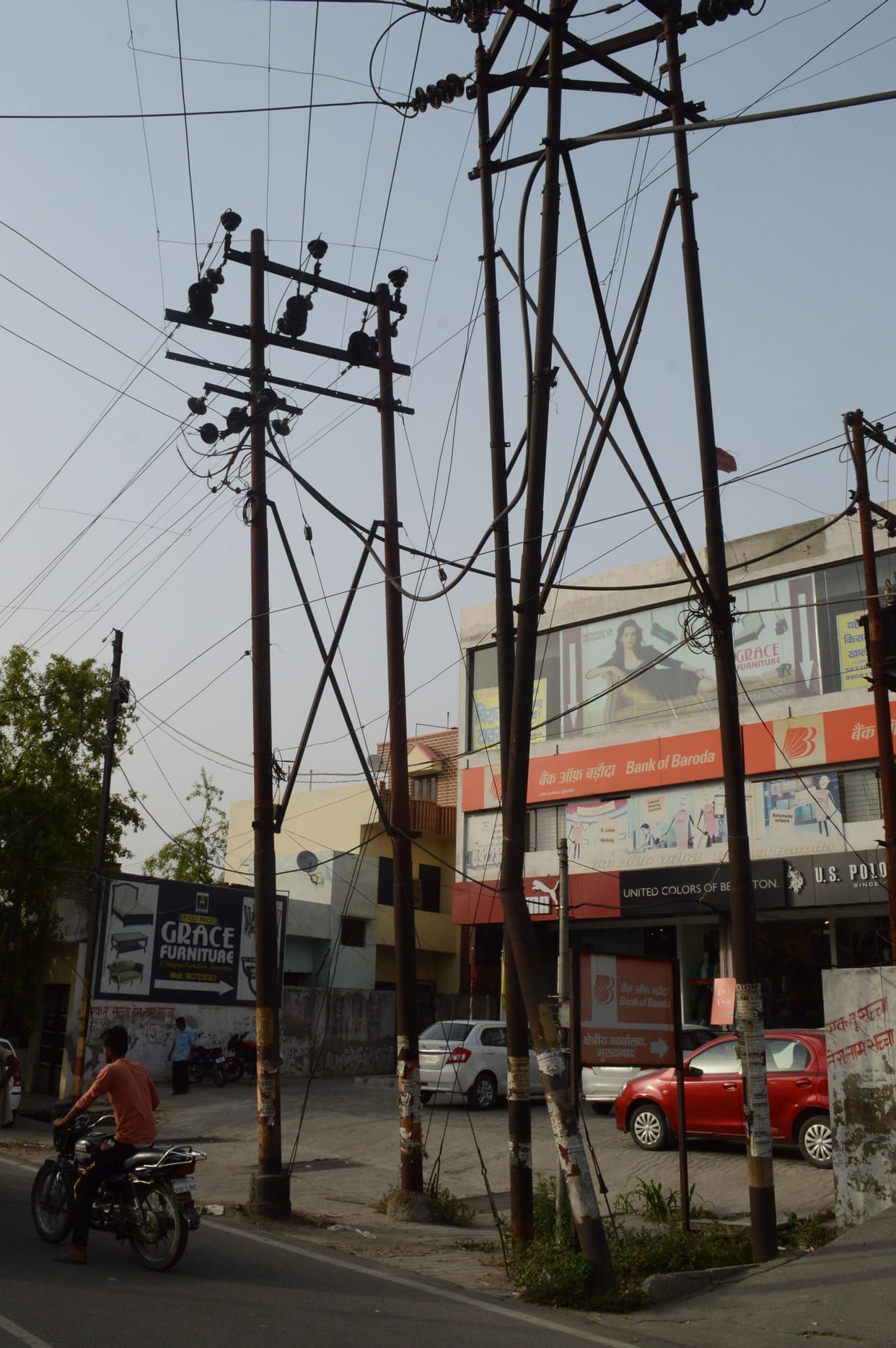 Disreputable  electric power pole