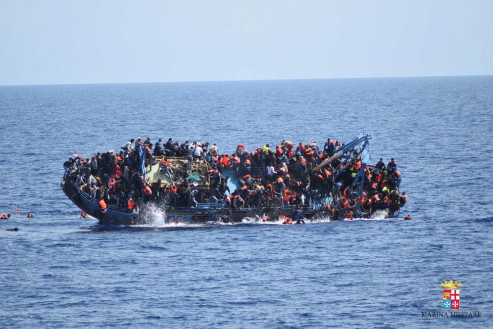 boat capsizes in italy