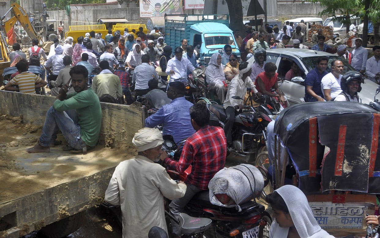  Traffic disrupted Two Lakh people