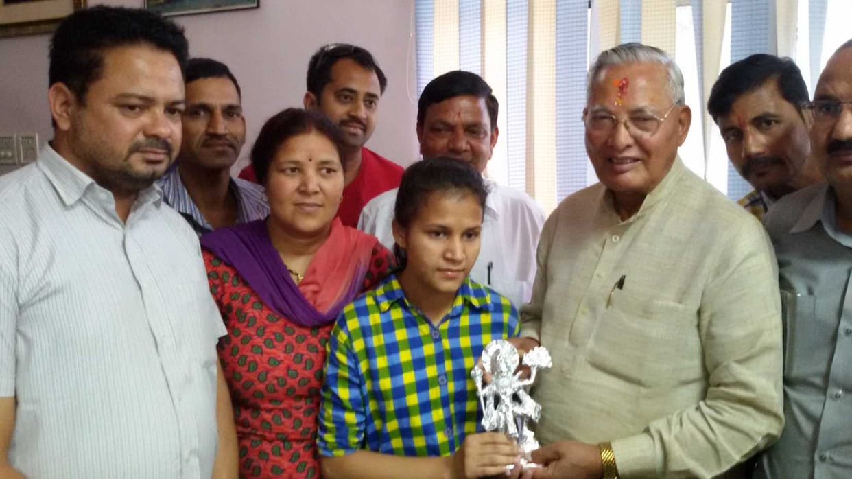 prashansa broke record in uttarakhand board result.