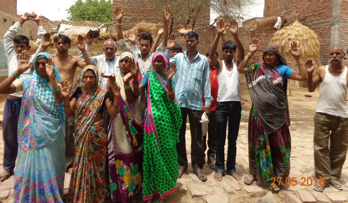 LE in the death of two children from diarrhea, dozens ill
