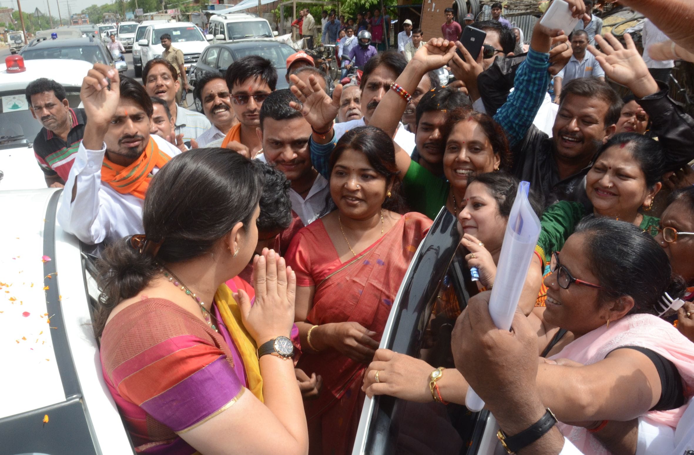 smriti irani on one day visit of amethi 