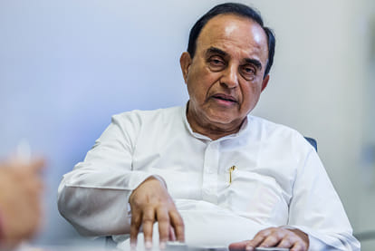 subramanian swami again attacked on raghuram rajan, wrotes to pm