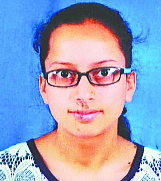 Top school student selected for scholarships by Atul Maheshwari