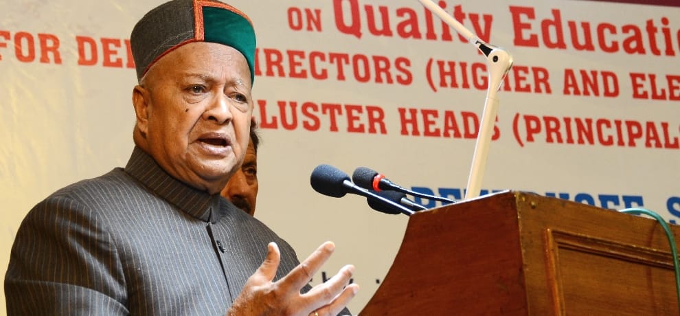 CM Virbhadra Singh meeting with teachers at hotel peterhoff.