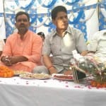 प्रदेश के स्वास्थ्य मंत्री सुरेंद्र सिंह नेगी खनन खोलने के लिए बुलाई गई ग्रामीणों की बैठक में.