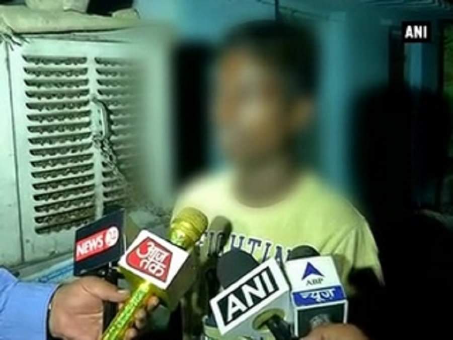 शारबियों ने नाबालिग को पीटा