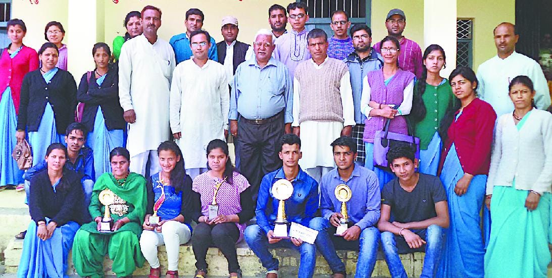 awarded the topper