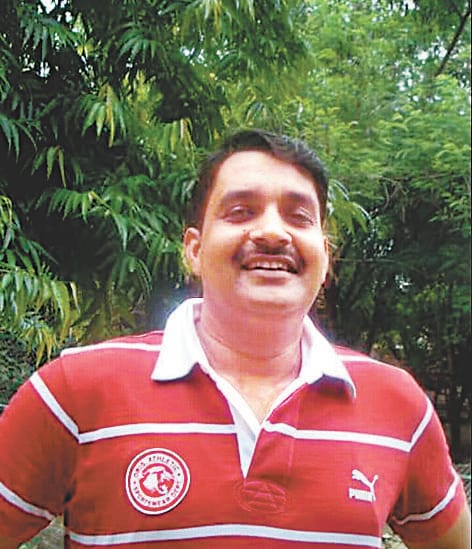 The truck entered the car, commercial tax officer's death