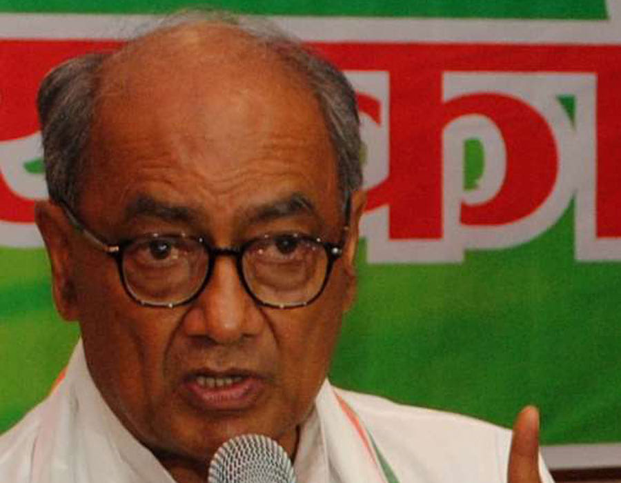 veteran leader of indian national congress digvijay singh attack on rajnath singh