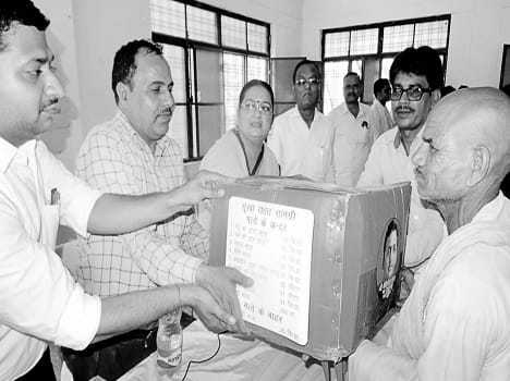 1000 Socialist relief supplies distributed to the poor