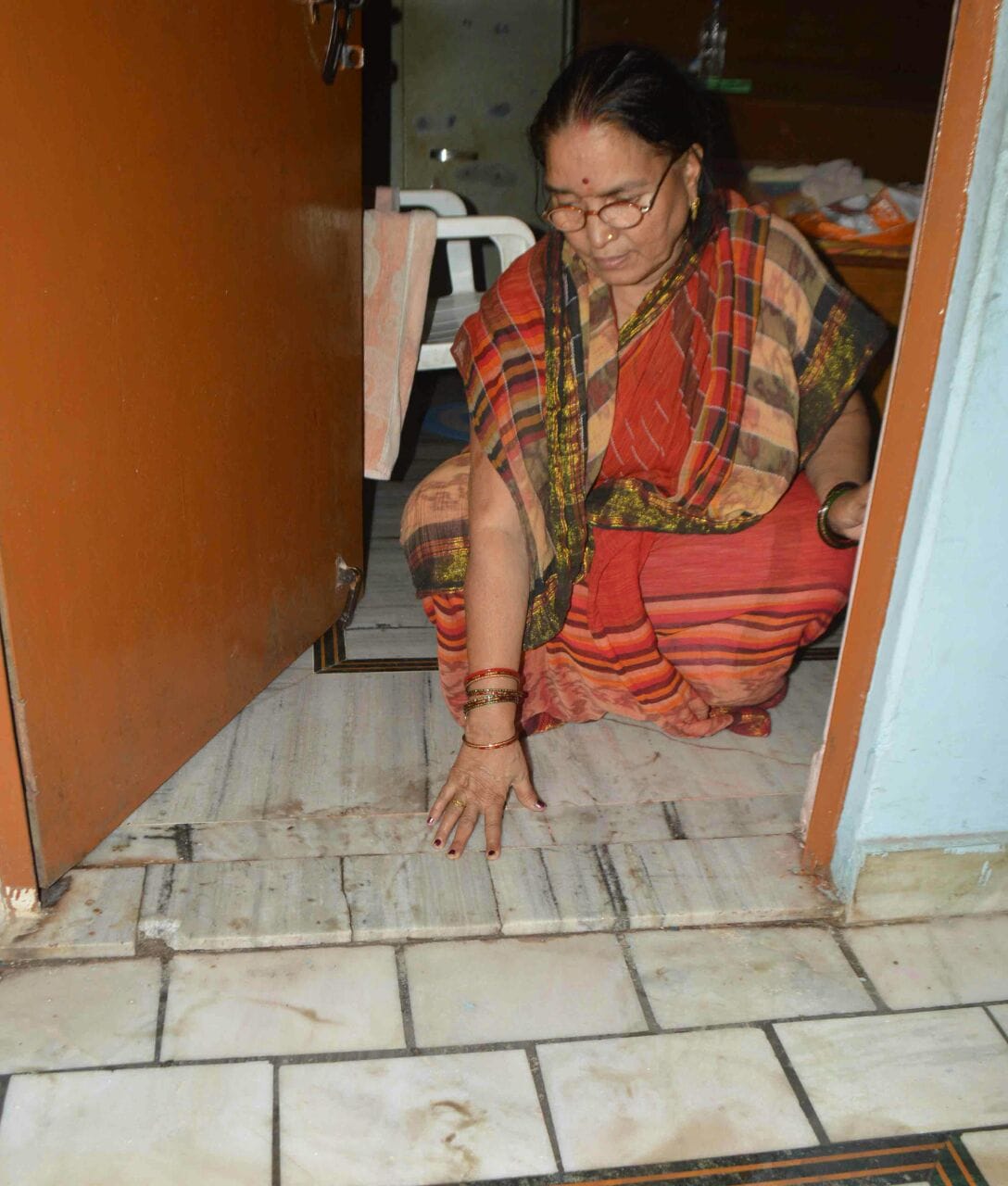 floor heat in kanpur leads to boil water