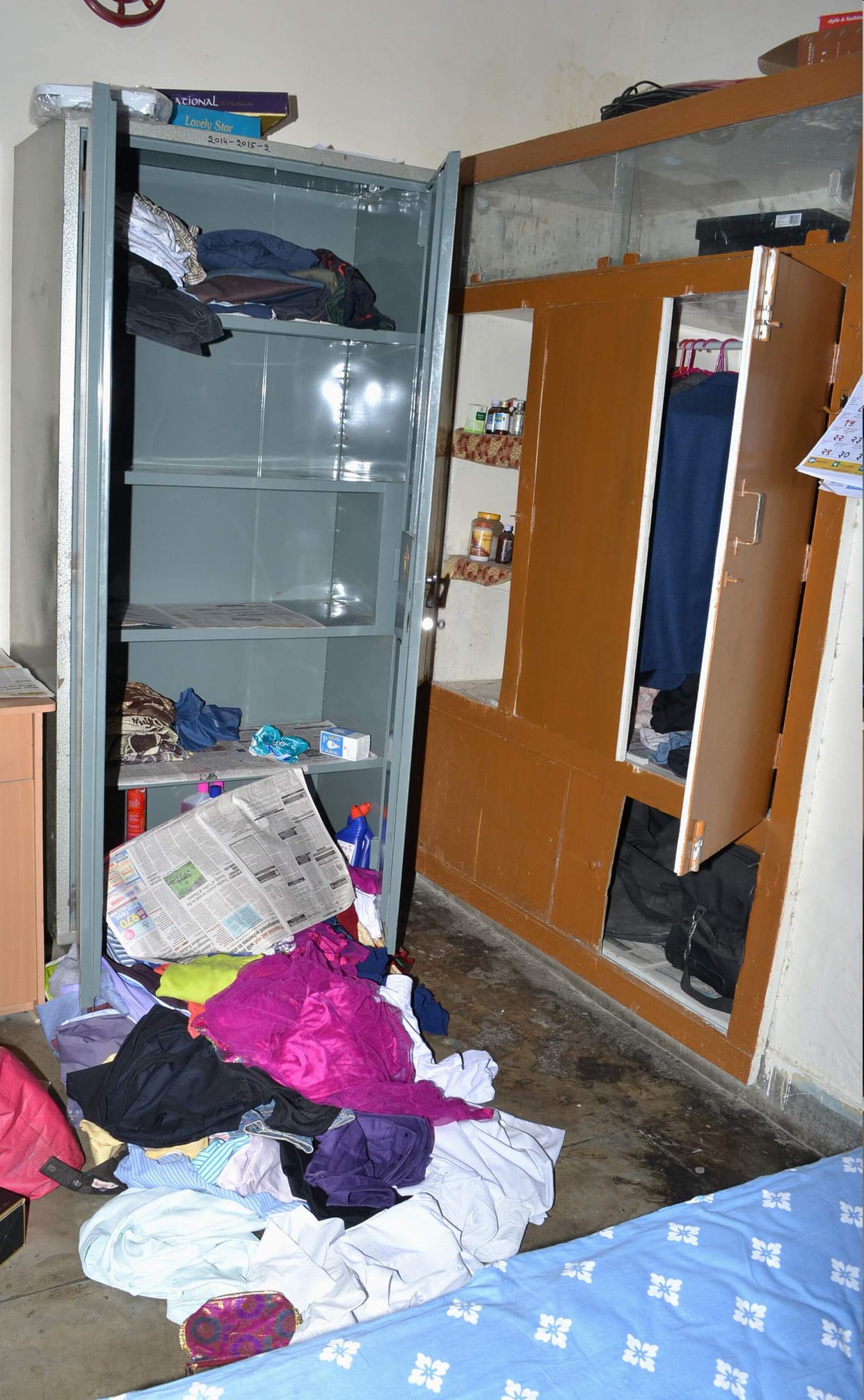 burglars stolen valuable items from magistrates residence in broad daylight.