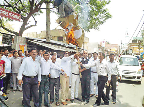 Advocate on indefinite strike