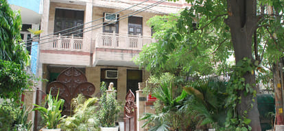 model pooja was stayed in a guest house in noida