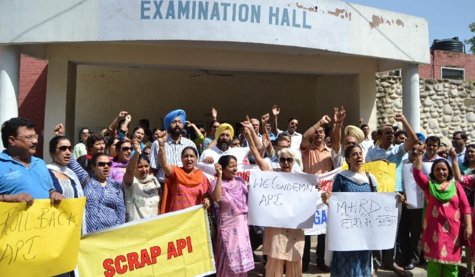 protest against UGC regulations by college teachers of PU 