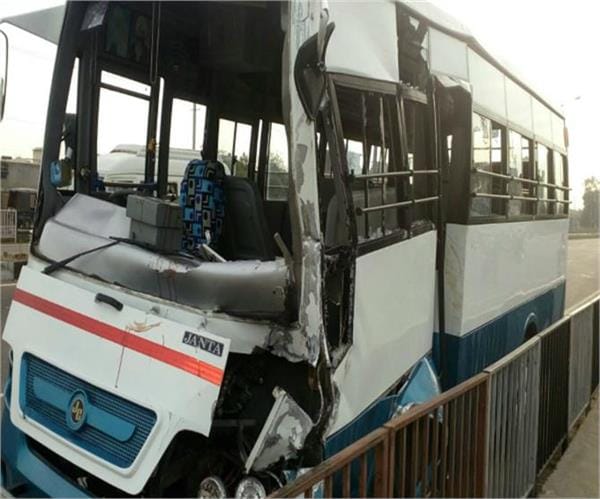 radha soami dera bus accident in jalandhar, many devotees injured