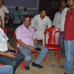नगर क्षेत्र के अस्तुपुरा मोहल्ला में डायरिया का प्रकोप फैलने के बाद मौके पर पहुंचे एसडीएम जगदंबा सिंह और सिटी मजिस्ट्रेट अमरनाथ राय और अन्य।