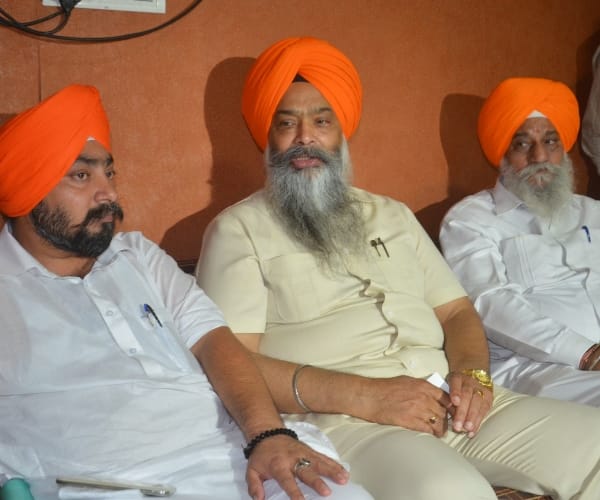 Akali Dal to fight election in UP.