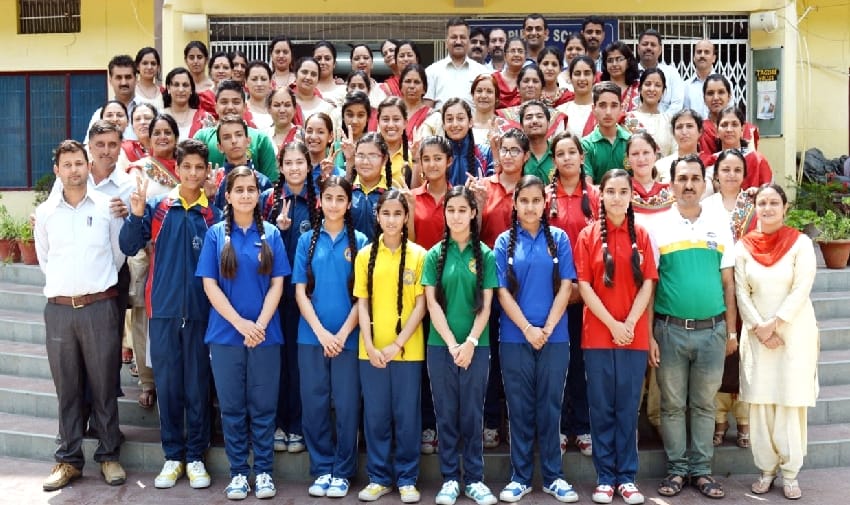 CBSE 10th result, 10 CGPA to thousands Himachal students.