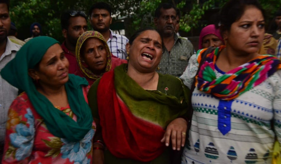 incident in chandigarh, man dies from poison gas during sewage cleaning