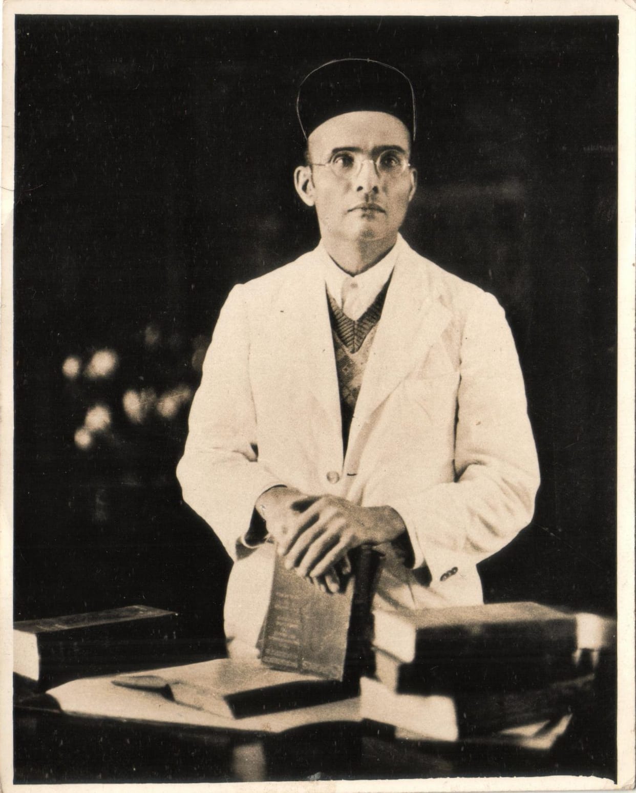 Vinayak Damodar Savarkar birth anniversary special