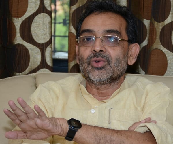 public made Union Minister Upendra Kushwaha hostage 