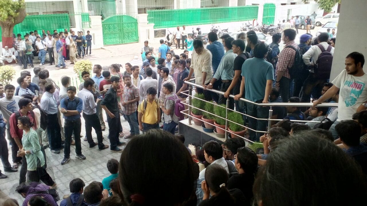 medicose protest against re counseling in uppgmee