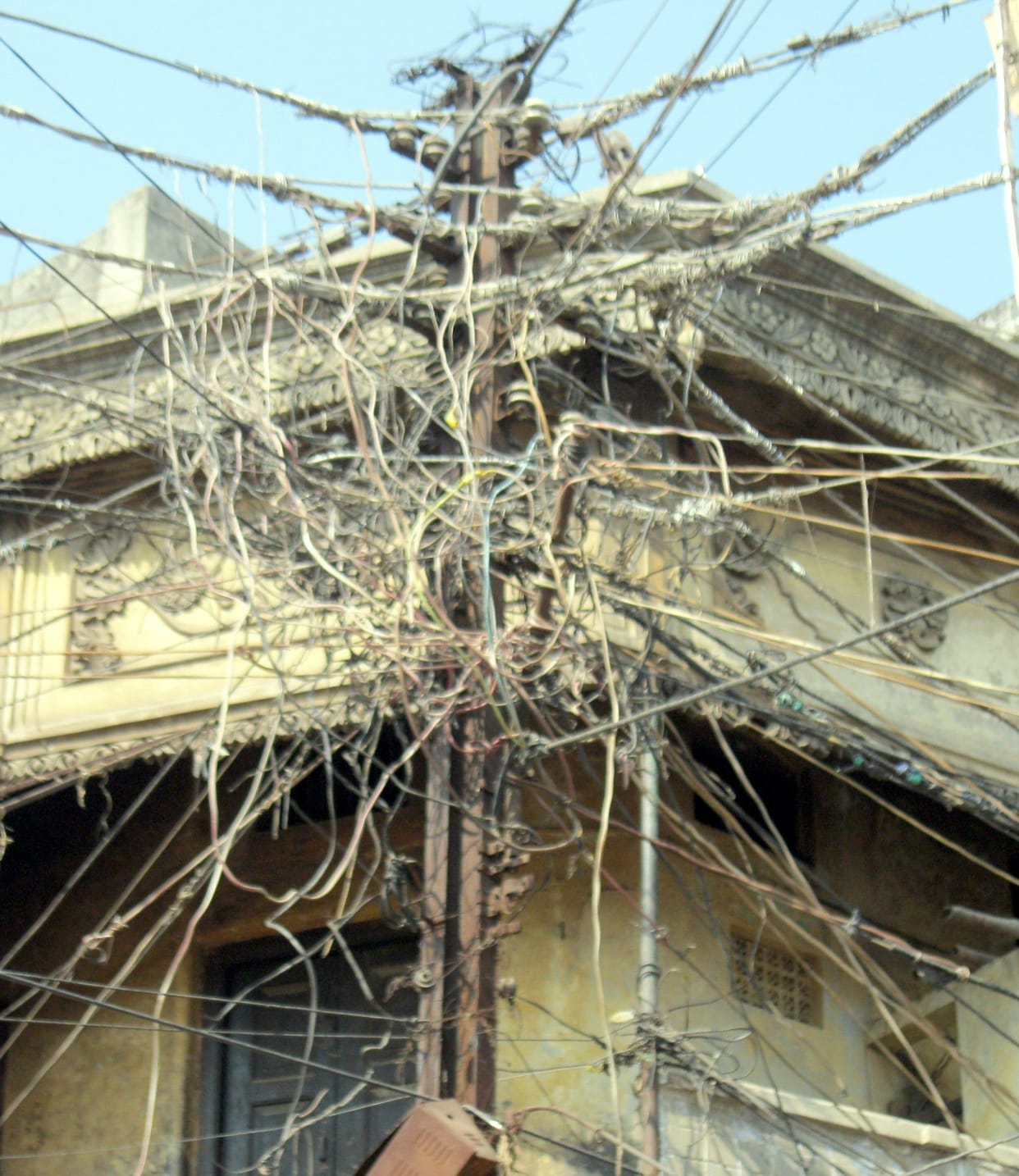 Assume power system , officials Mast