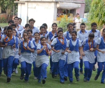cbse  result declared, girls tops again