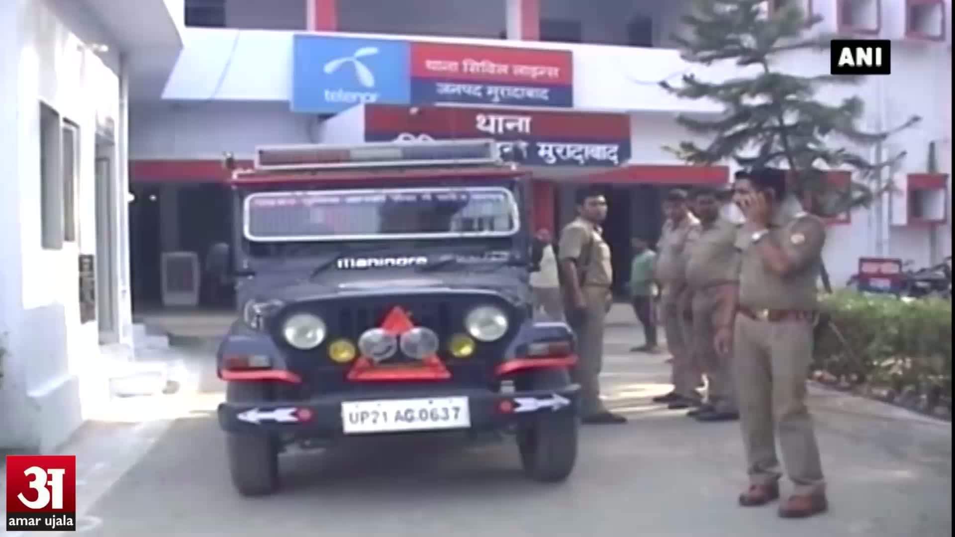 आईजी ने किया बच्चों को गिरफ्तार