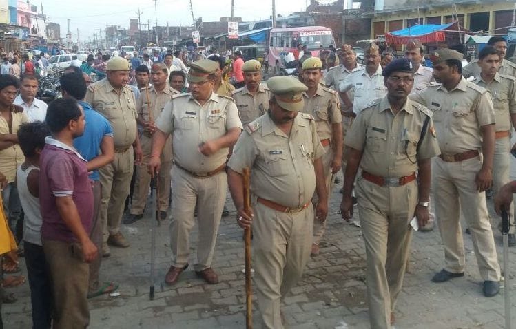 Bansi Circle Route marched past police