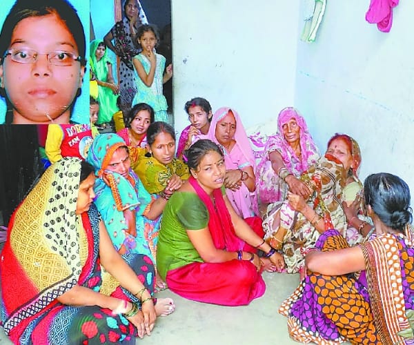 A girl commits suicide in Faizabad.