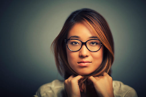 makeup tips for glass wearers