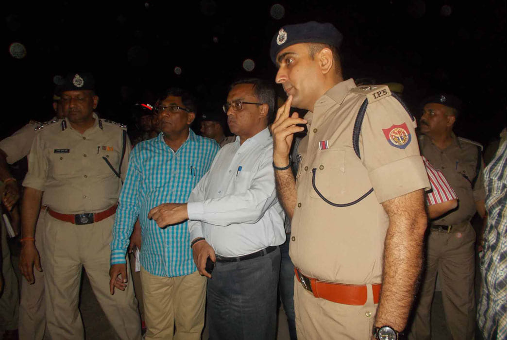 Temple Controversy five murders in Allahabad.