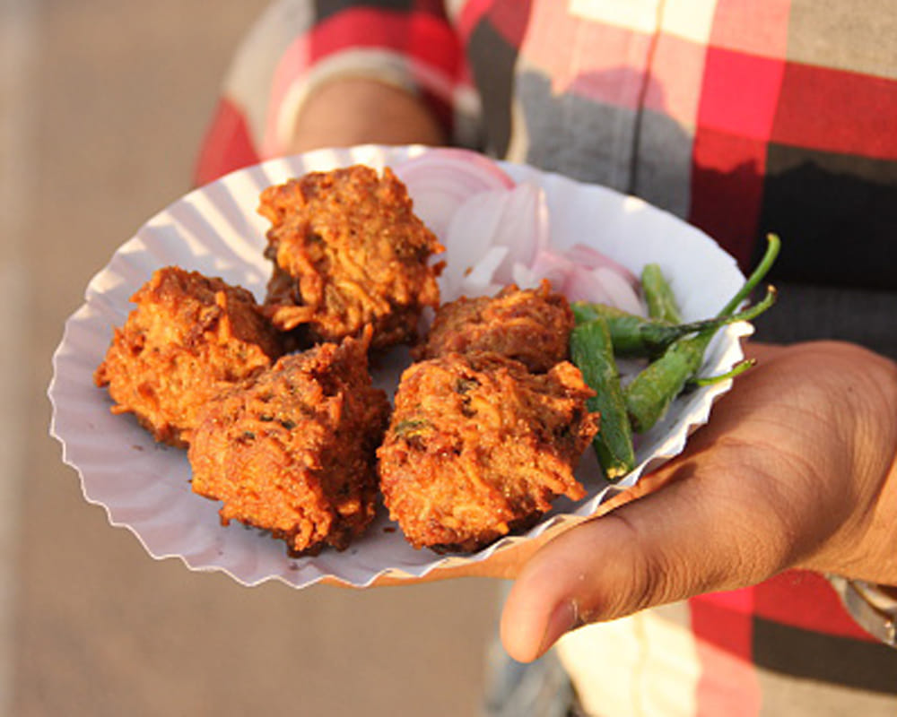 avoid these 5 food in monsoon season