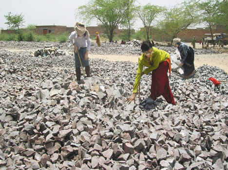 345 crusher divides death in Bundelkhand