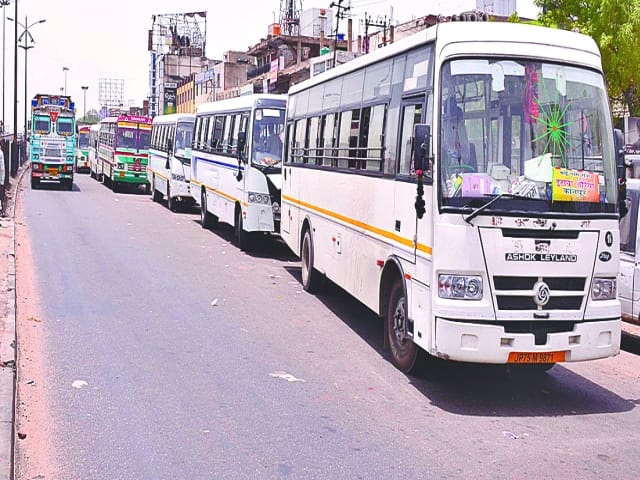 Made Illegal bus stand on the highway