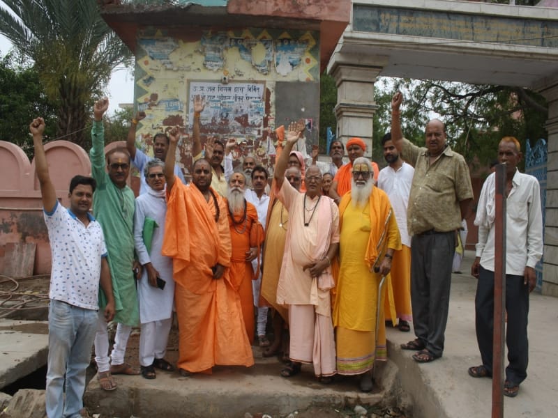 protest against water resource destruction