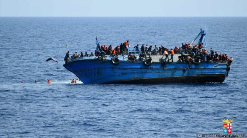 700 migrants are feared dead