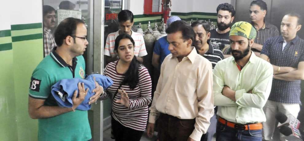 Ruckus at Knh hospital shimla after newborn dies