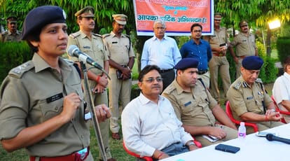ssp manjil saini and dig rs rathore conduct workshop in lucknow