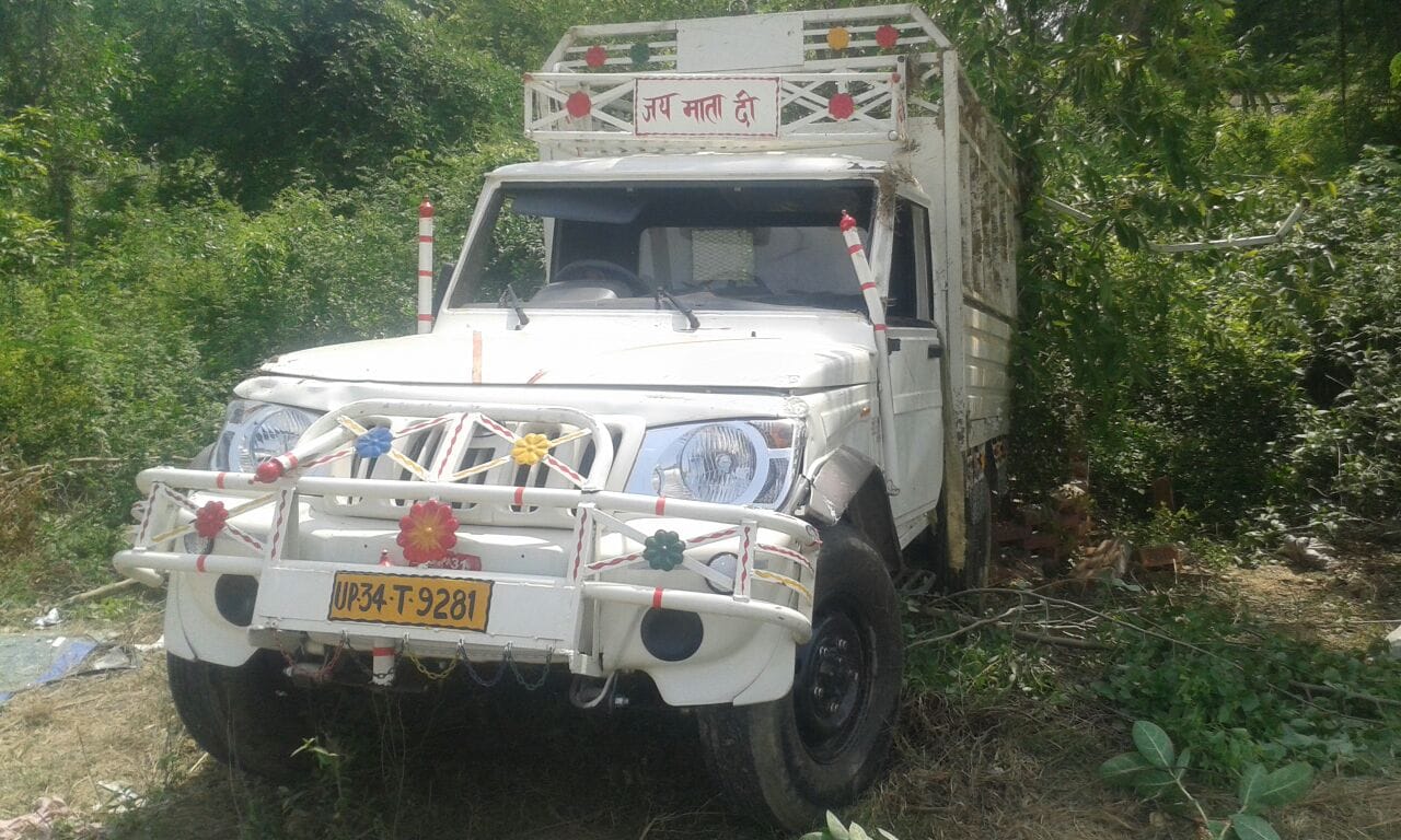 pickup accident in lucknow