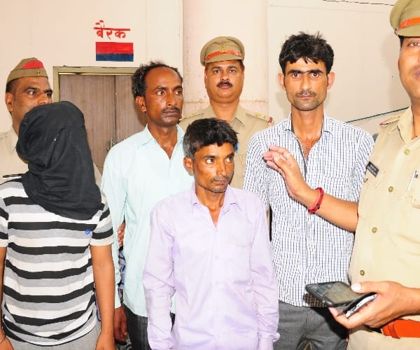driver ajay sigh was the master mind of lucknow chinhat robbery case 